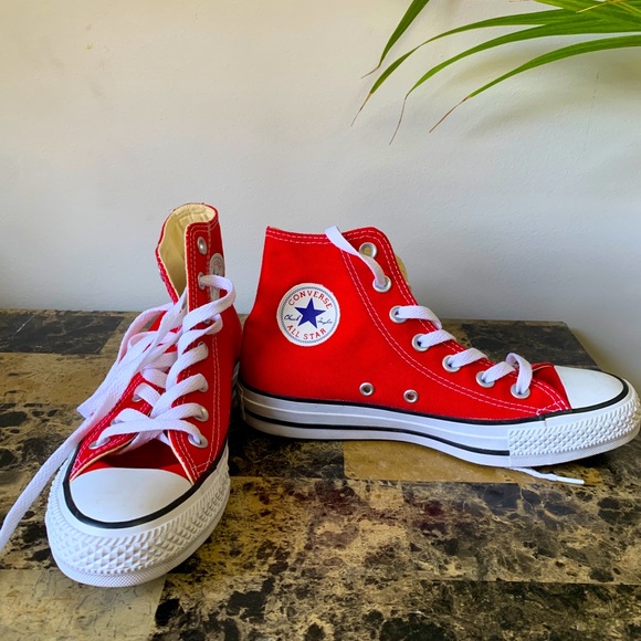 red converse high tops size 4